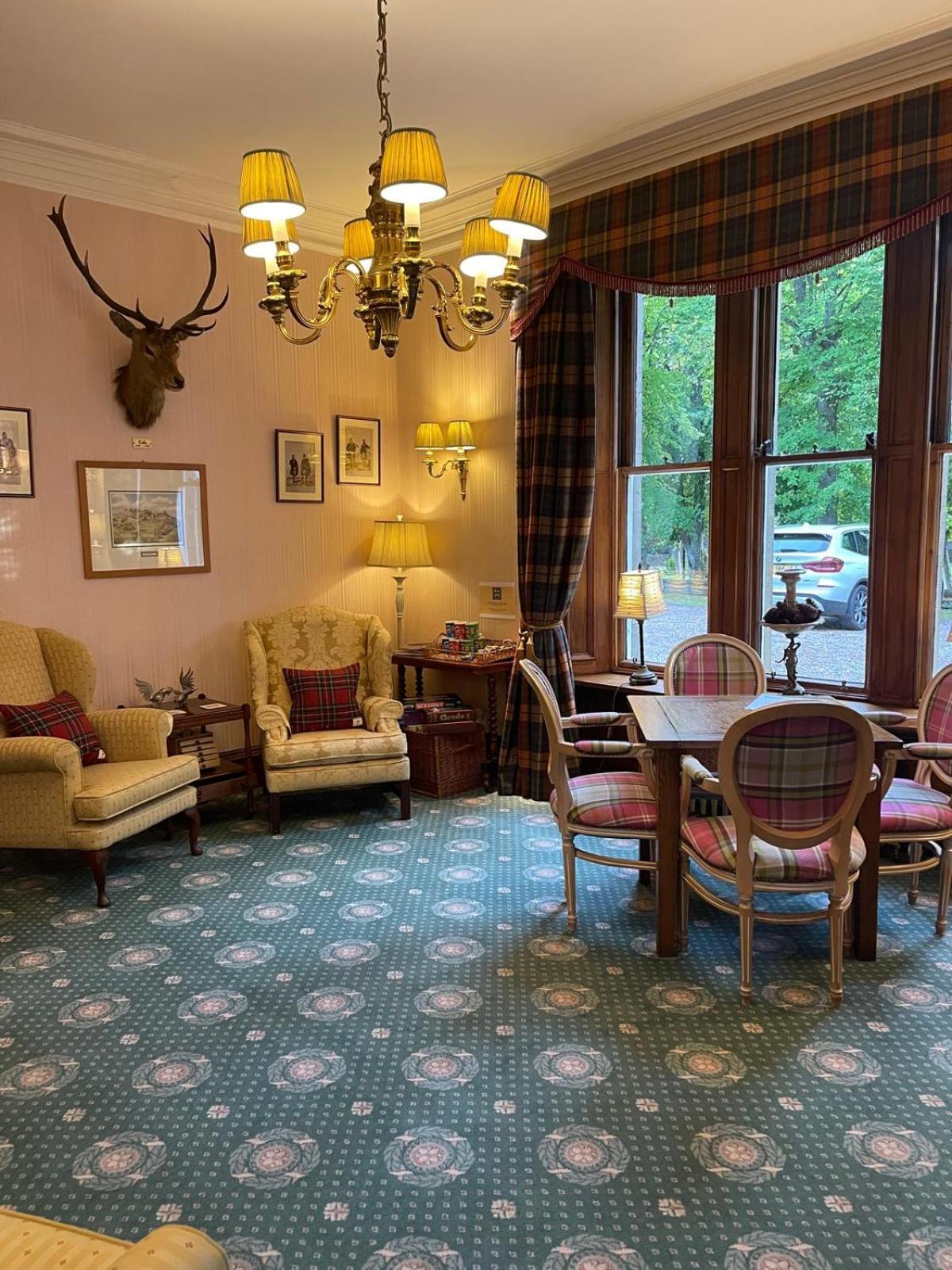 Ravenscourt House, Guest House Grantown-on-Spey Exterior foto